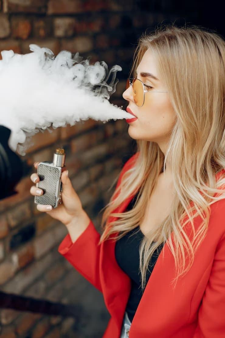 E-Zigaretten Shop präsentiert vielfältige e bike liquid Sorten für entspanntes Dampfen unterwegs