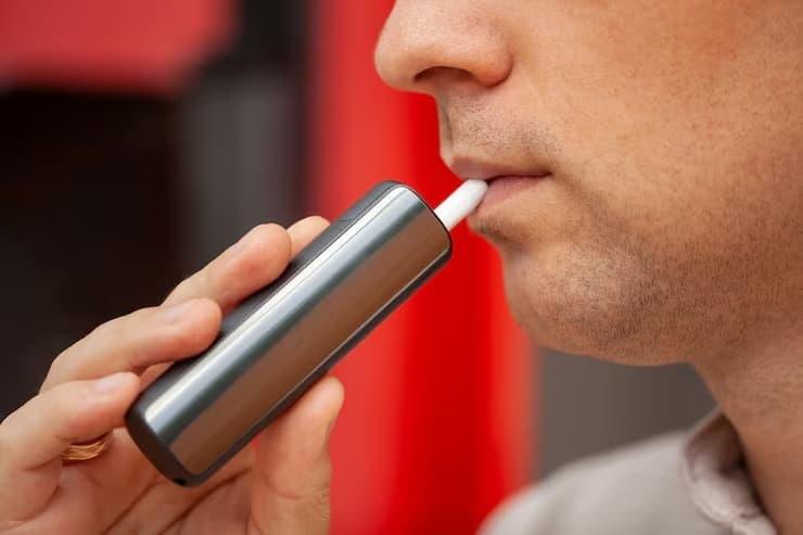 Entdecken Sie e-papierosy mit ips e max press und invex liquid für das beste Dampferlebnis