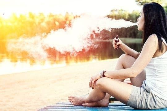 elektronik sigara oder einweg vapes 20000 züge – was man über Geschmack Akku Haltbarkeit und Sicherheit wissen sollte