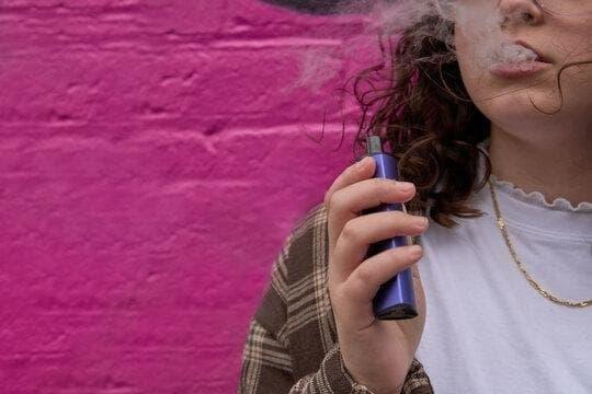 E-Zigaretten Ratgeber 2025 – e zigarette besser als zigarette? Fakten, Risiken und Kaufempfehlungen