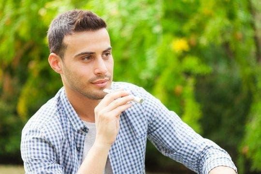 Entdecken Sie die nejlevnější e-cigareta und große Einweg E Zigarette für besten Genuss und Sparvorteile