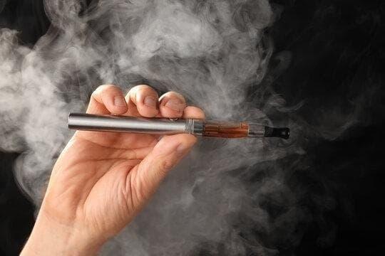 Egyszerhasználatos E-Cigaretta und preis e zigarette vergleichen – Ratgeber zu Preisen, Leistung und Kaufempfehlungen