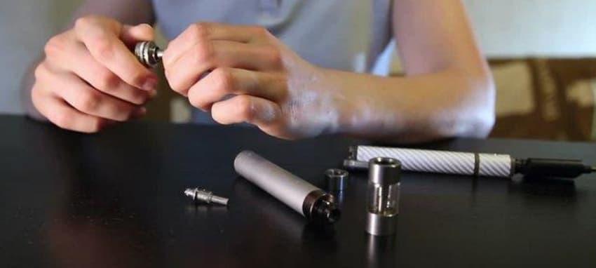 IBVape erklärt darf man e zigaretten im flugzeug mitnehmen und gibt IBVape Tipps für sicheres Reisen