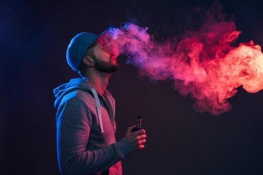 E-Shisha und einweg e-zigarette 1000 züge im Vergleich, praktische Kaufberatung zu Geschmack, Akku und Preis