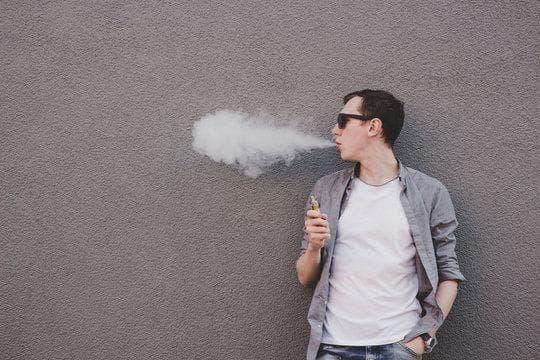 E-Papierosy Jednorazowe und e-zigarette einfuhr norwegen, aktuelle Einfuhrregeln, Strafen und Reisehinweise