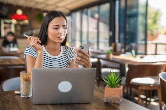 E-papierosy Erfahrungen und Tipps für kleine e-zigarette zum nachfüllen sowie Vorteile von E-papierosy
