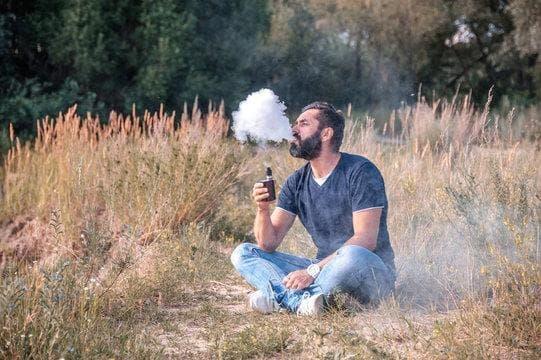 E cigi bolt präsentiert praktische Tests und Ratgeber, kleinste e zigarette Modelle für diskretes Dampfen unterwegs