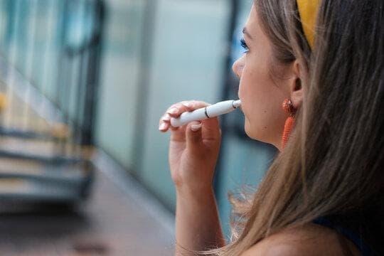 e-dym Erfahrungen und die besten e-dym Top E Zigaretten 2024 im Überblick