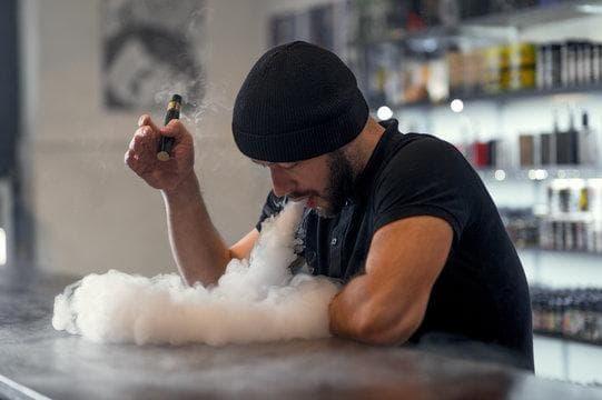 Liquids und Verbraucherinfo zur Gesetzeslage – einweg e zigaretten verbot, Folgen und sichere Alternativen